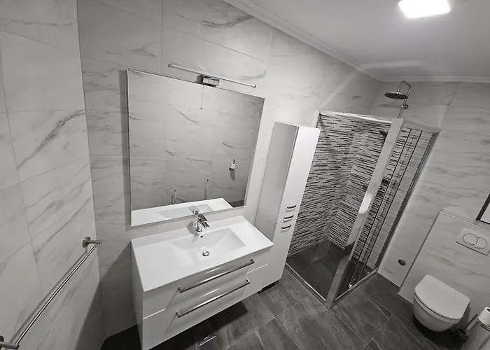 Pauliana Vila Povljana