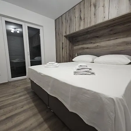 Villa Pauliana Povljana