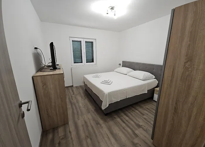 فيلة Pauliana بوفليانا