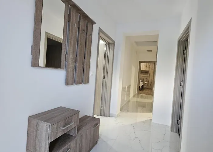 Pauliana فيلة بوفليانا